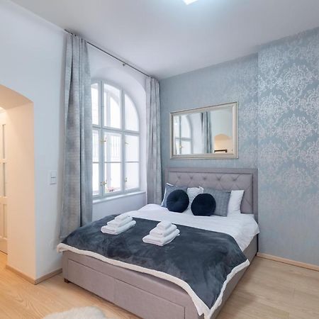 Quiet Apartment In The Heart Of Old Town Centre Praha Bagian luar foto