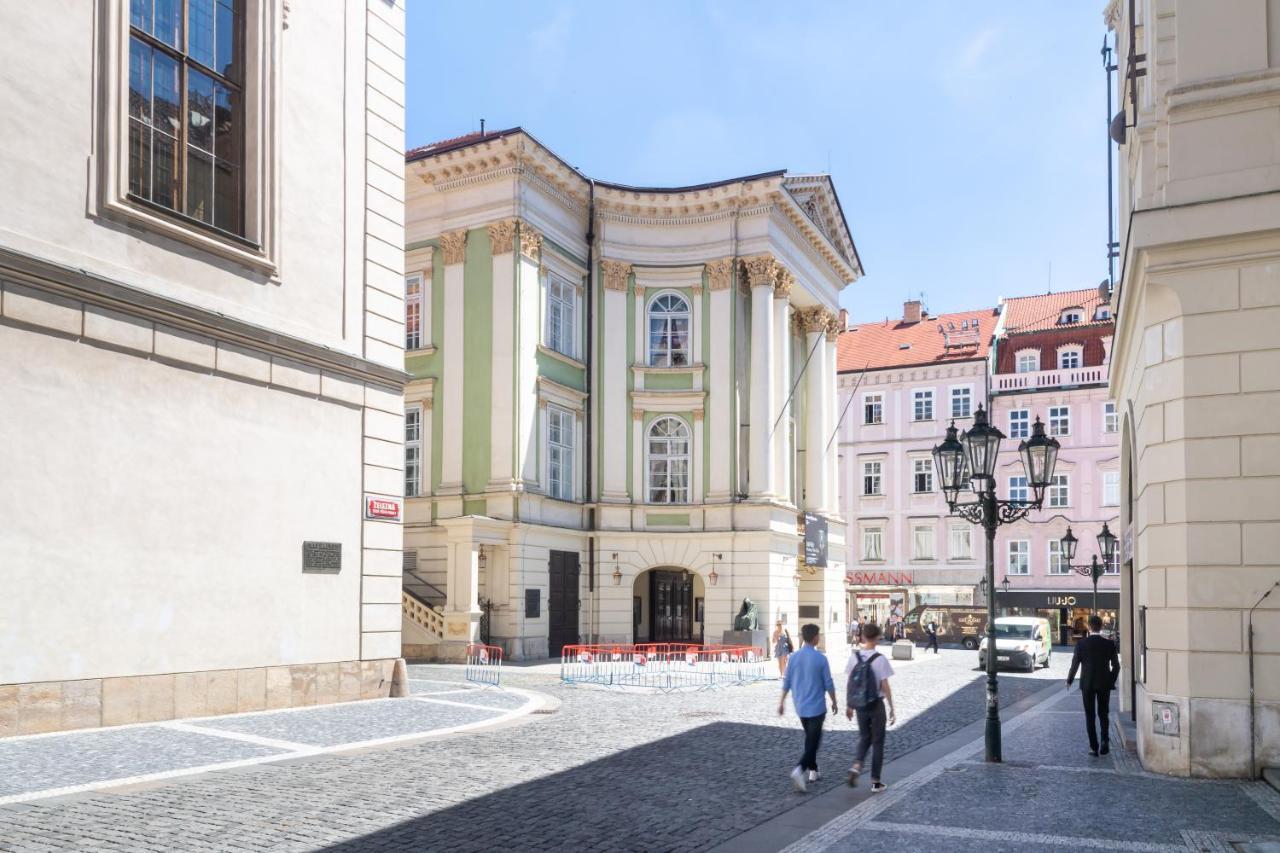 Quiet Apartment In The Heart Of Old Town Centre Praha Bagian luar foto
